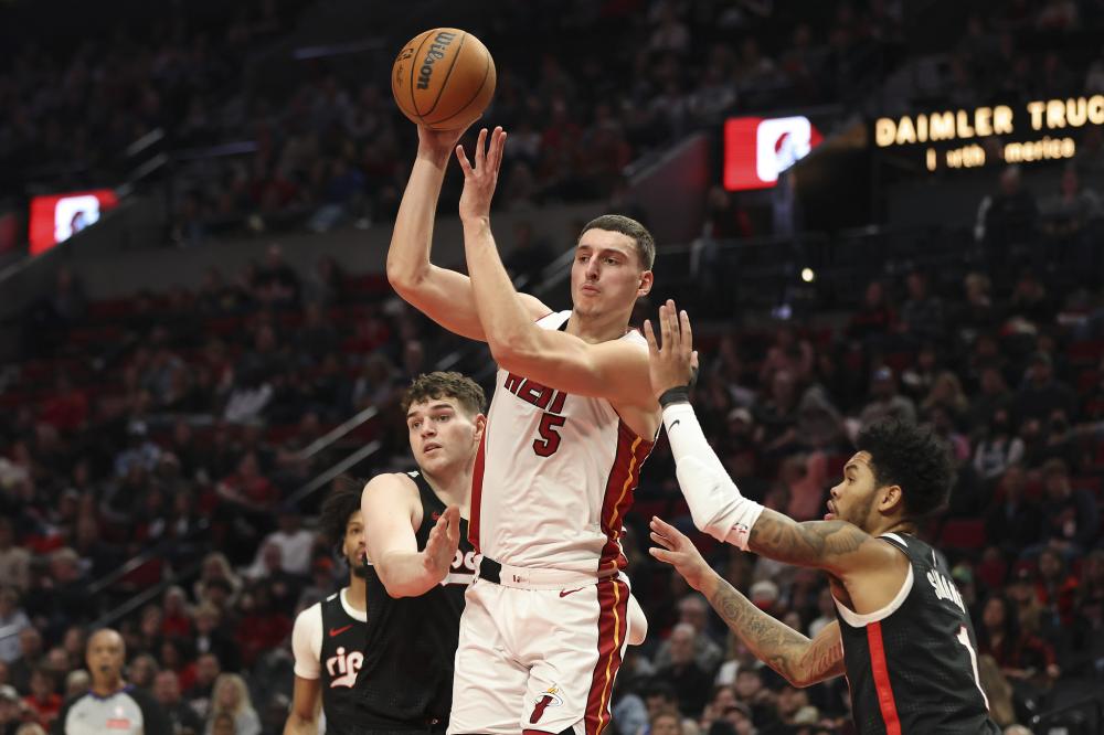 场阿尔瓦雷 场阿尔瓦雷