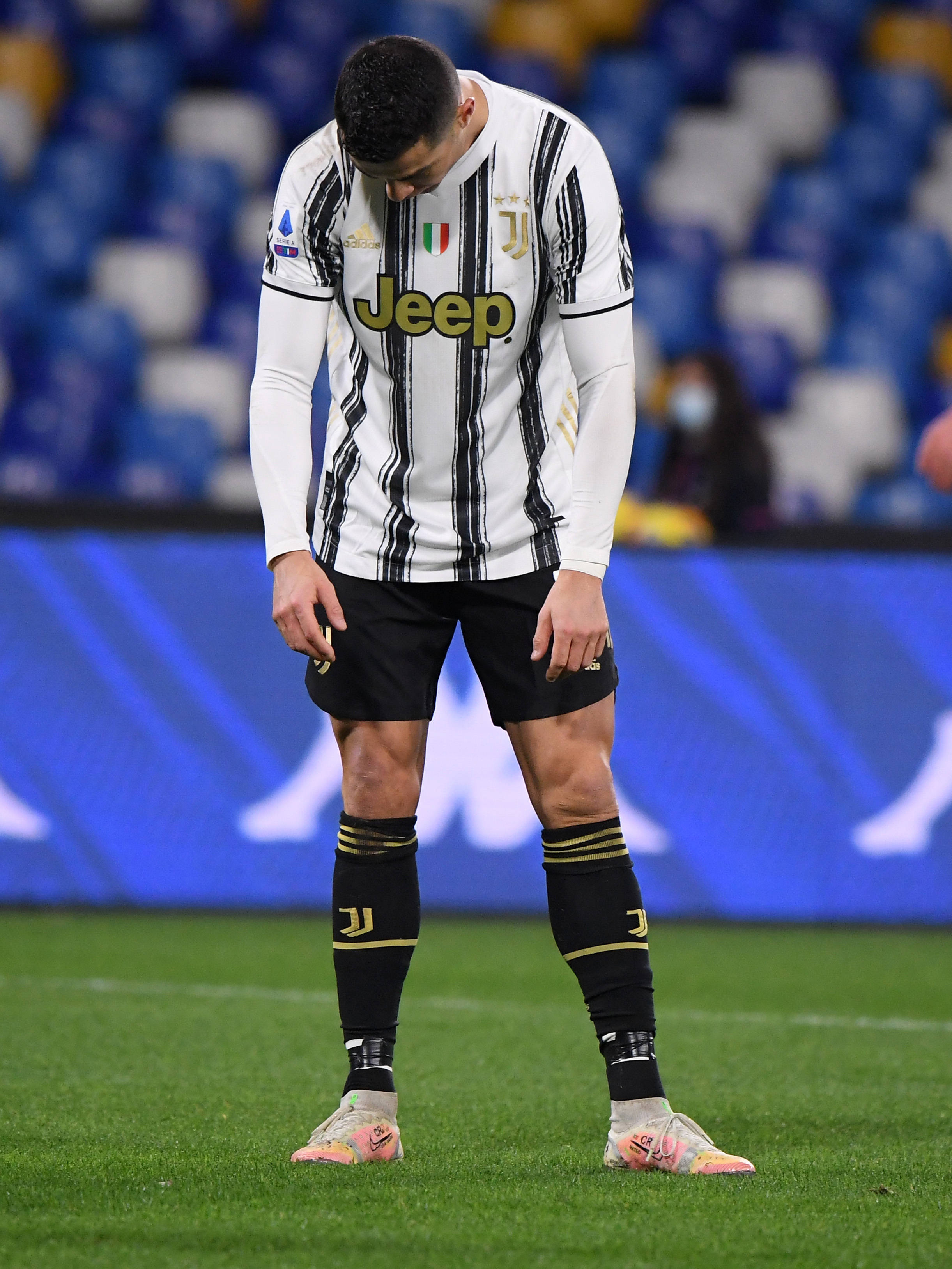 詹姆斯传球 詹姆斯传球