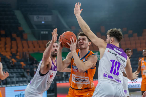 球队的长期 球队的长期