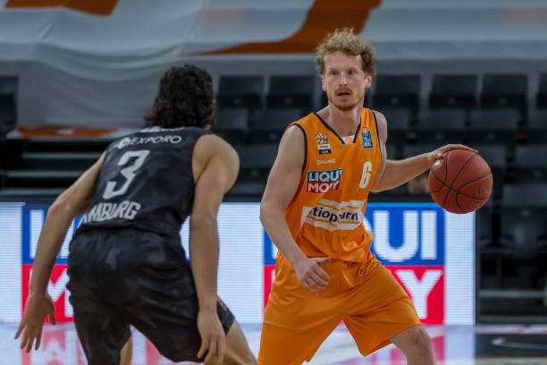 发挥出色 发挥出色